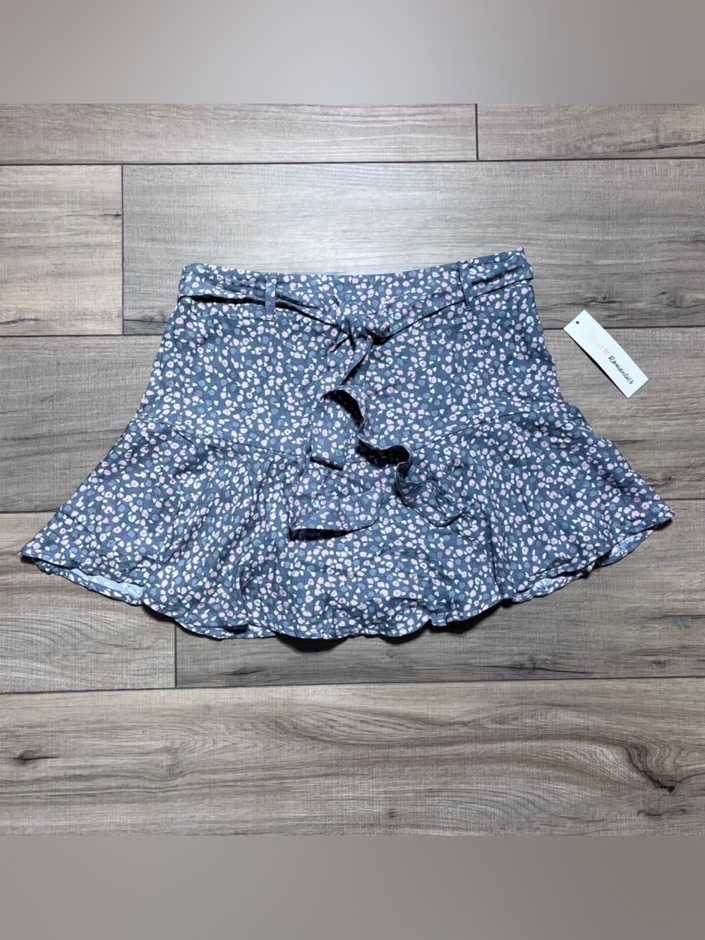Urban Romantics Womens Printed Belted Mini Skort Size Small Gray Pink White